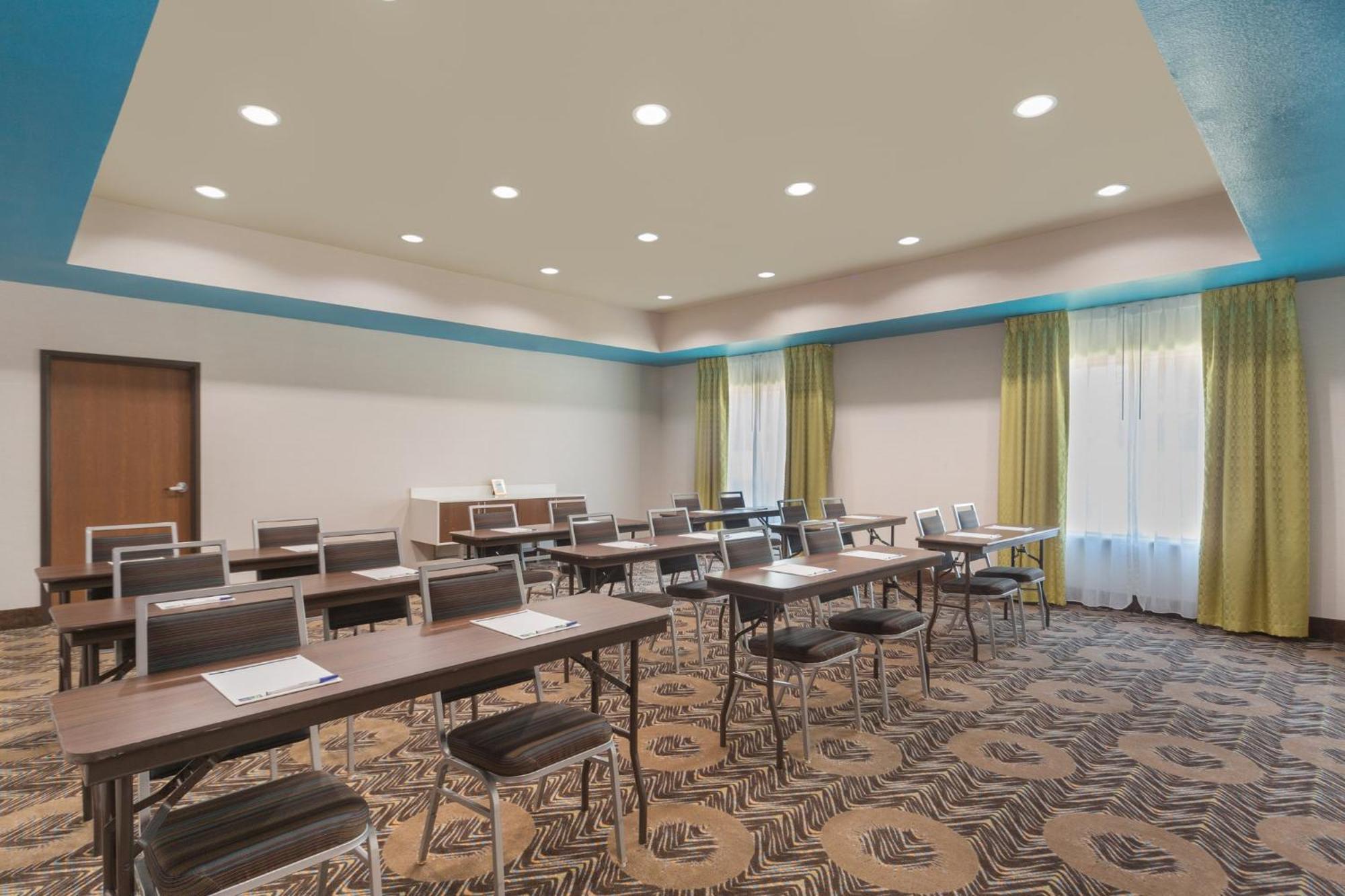 Holiday Inn Express Tomball By Ihg Exteriér fotografie
