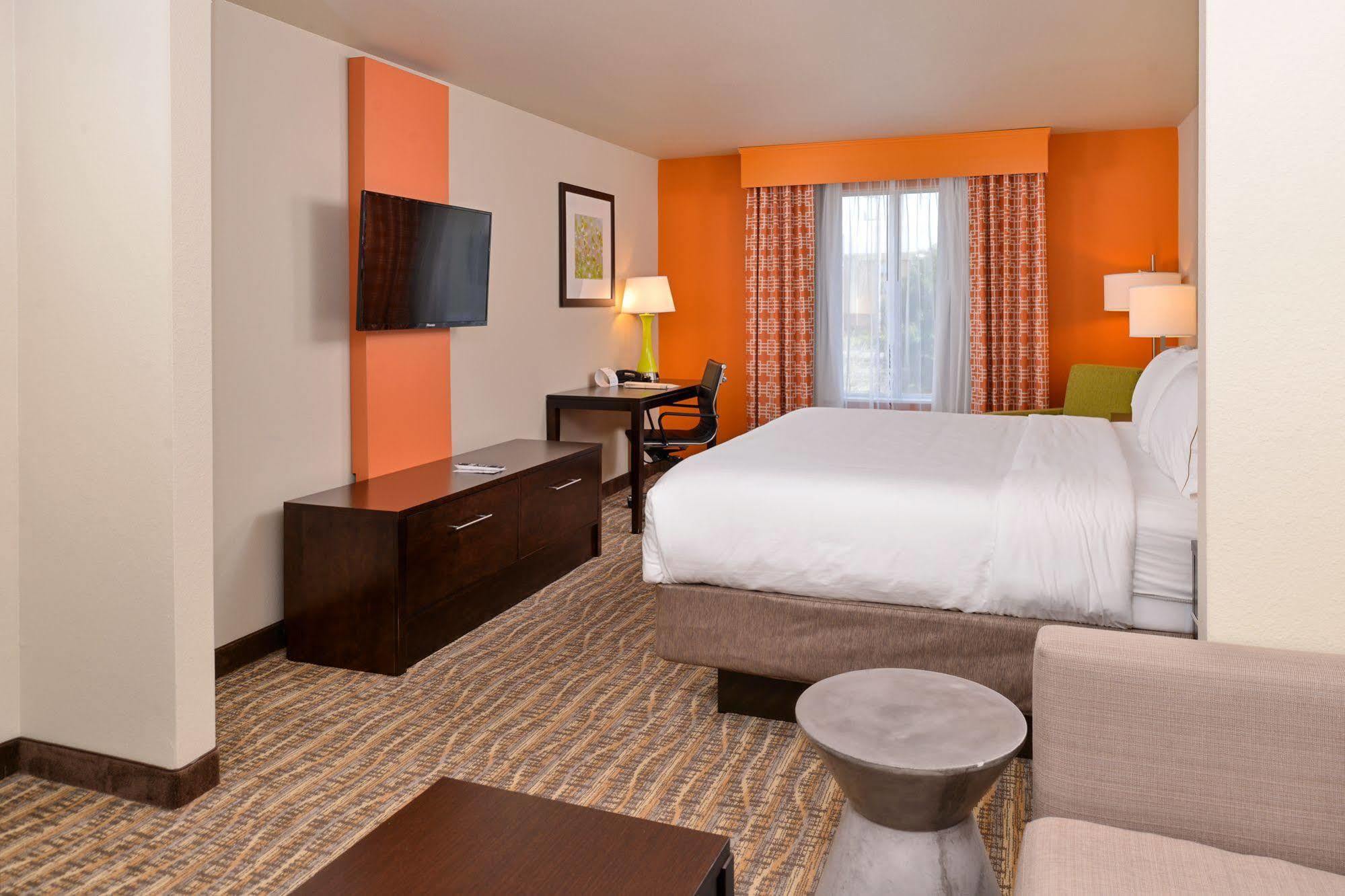 Holiday Inn Express Tomball By Ihg Exteriér fotografie